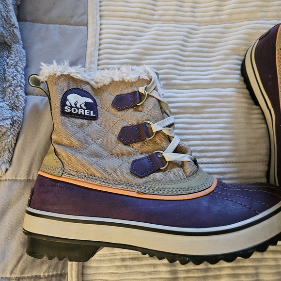 Sorel Women's Winter Snow Boots in  Tan W Purple&coral with Faux Fur Trim 8.5 - Picture 2 of 9